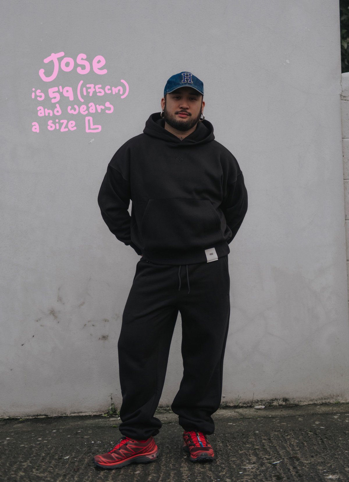 MOO STALPE FLARED SWEAT PANTS BLACK
